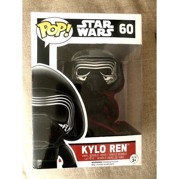 Funko Pop Kylo-Ren (bobble-head) - Picture 1 of 3